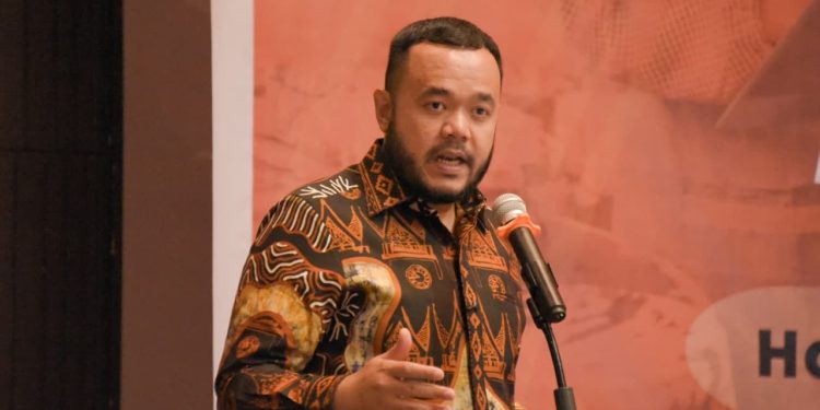 Keynote Speaker Sosialisasi Sensus Ekonomi, Wali Kota Padang Fadly Amran: RPJP Kota Padang Sudah Tetapkan Visi Sebagai Kota Perdagangan dan Jasa Dalam 25 tahun ke Depan